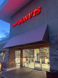 Dee's Donuts